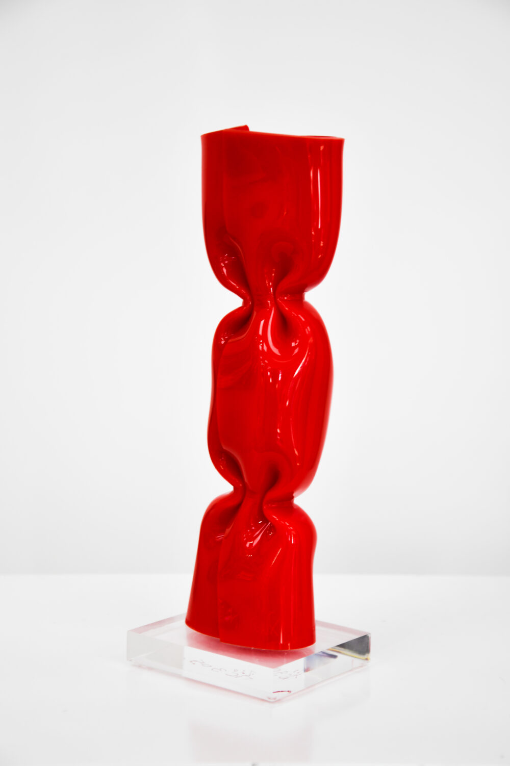 WRAPPING BONBON ROUGE JENKELL GALERIE BEL'ARTI