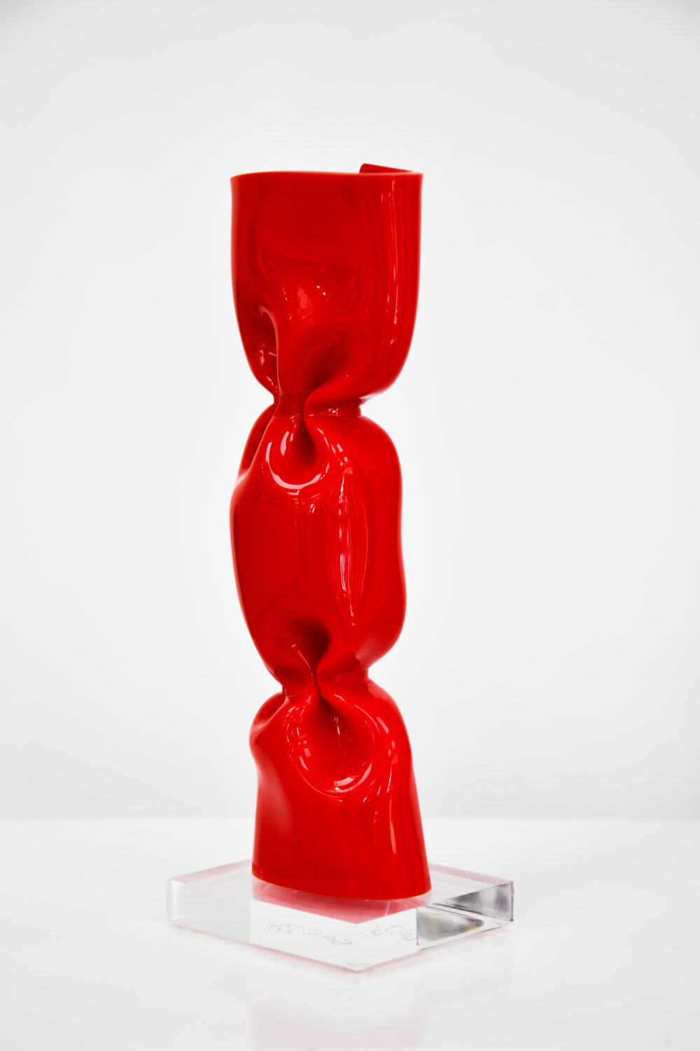 WRAPPING BONBON ROUGE JENKELL GALERIE BEL'ARTI
