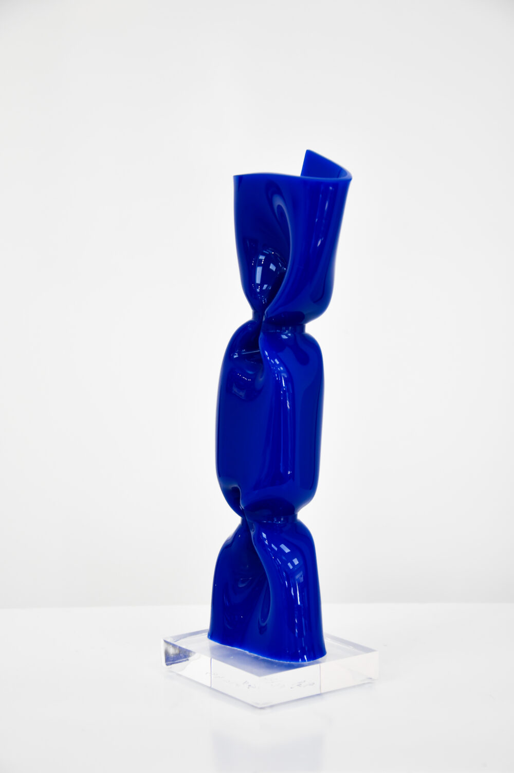 WRAPPING BONBON BLEU JENKELL GALERIE BEL'ARTI
