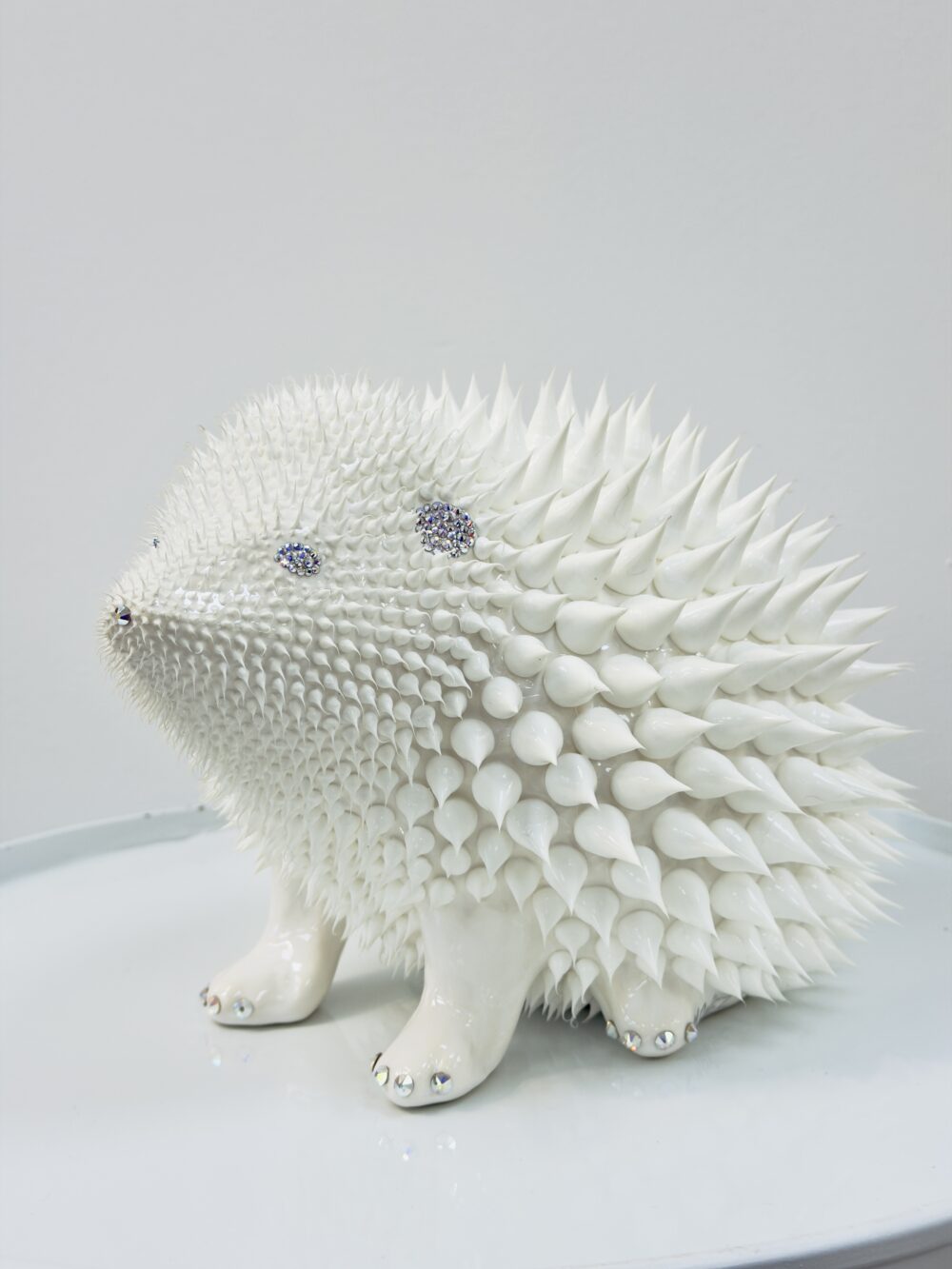 WHITE HEDGEHOG EDDY MANIEZ GALERIE BEL'ARTI